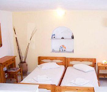 Agapi 3* Karterados (Santorini)