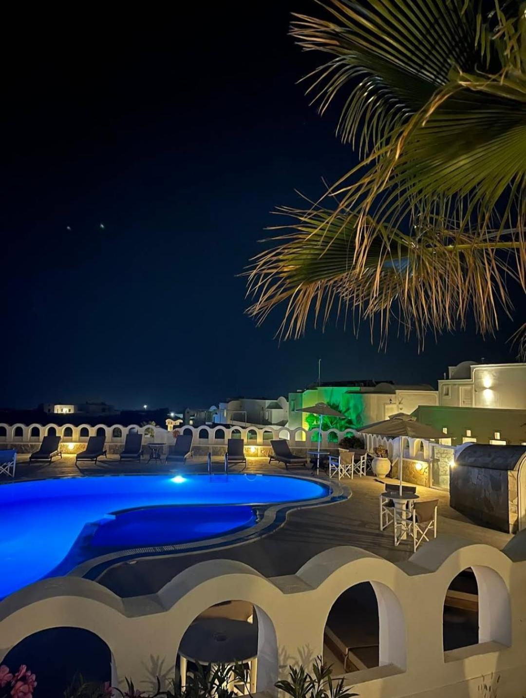 Agapi 3* Karterados (Santorini)